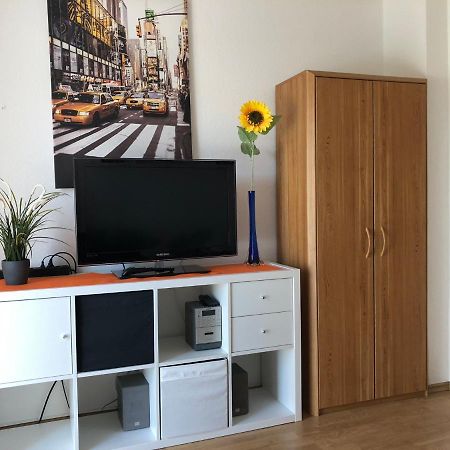 2 Zimmer Wohnung Mit Balkon - Naehe Messe Haar  Zewnętrze zdjęcie