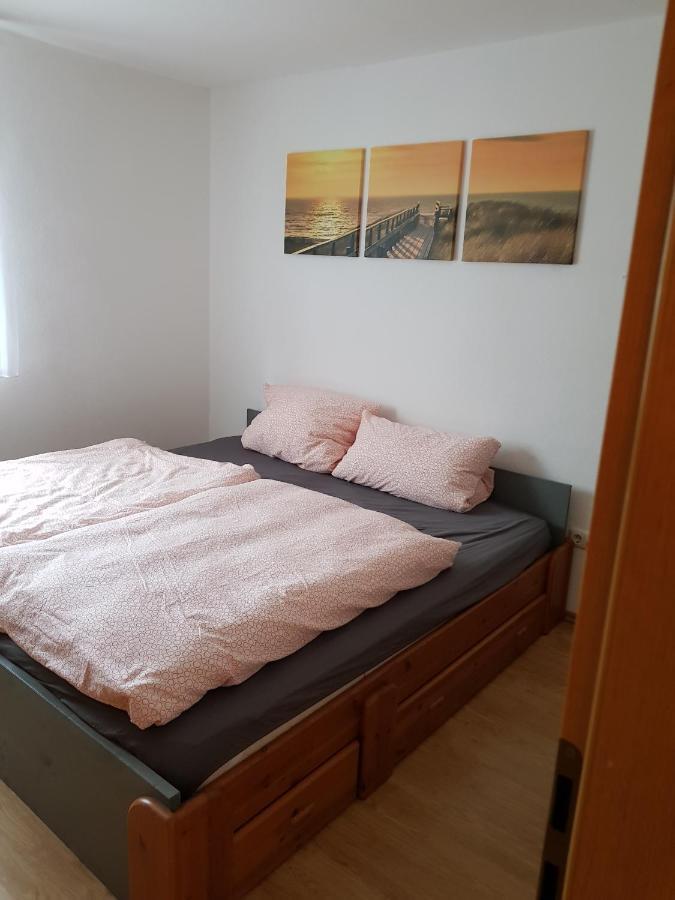 2 Zimmer Wohnung Mit Balkon - Naehe Messe Haar  Zewnętrze zdjęcie